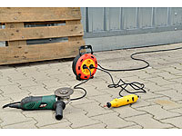 ; Elektro Kabel mit Mehrfachstecker 
